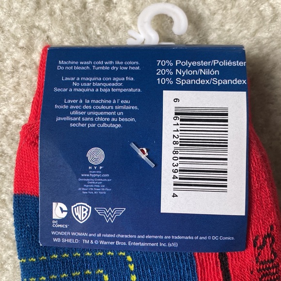 DC Comics Wonder Woman knee socks NWT - Picture 3 of 4
